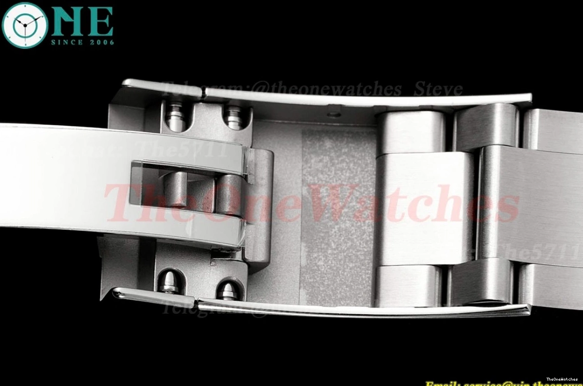 SS Oyster Clean 41mm Silver 124300 VR3230 SS Stk Perpetual 0510